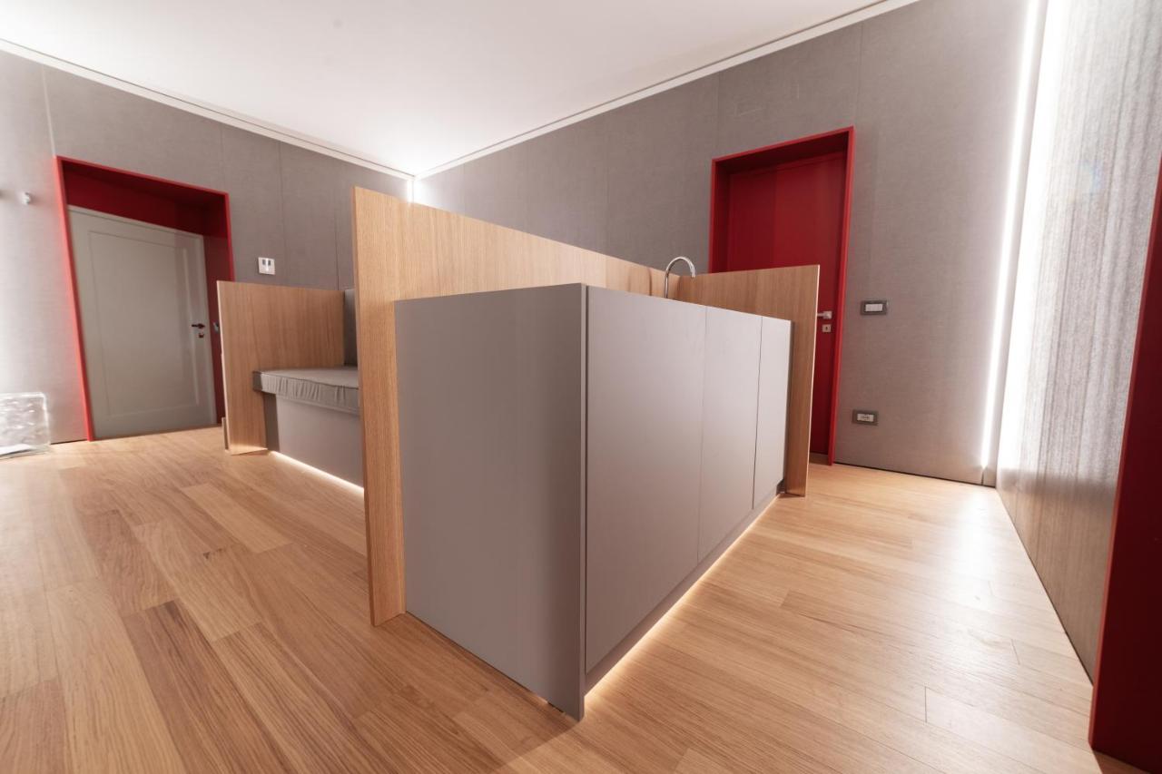 Apartamento Catoo Dimora Di Design Park In Palazzo Nobiliare Al Duomo Padua Exterior foto