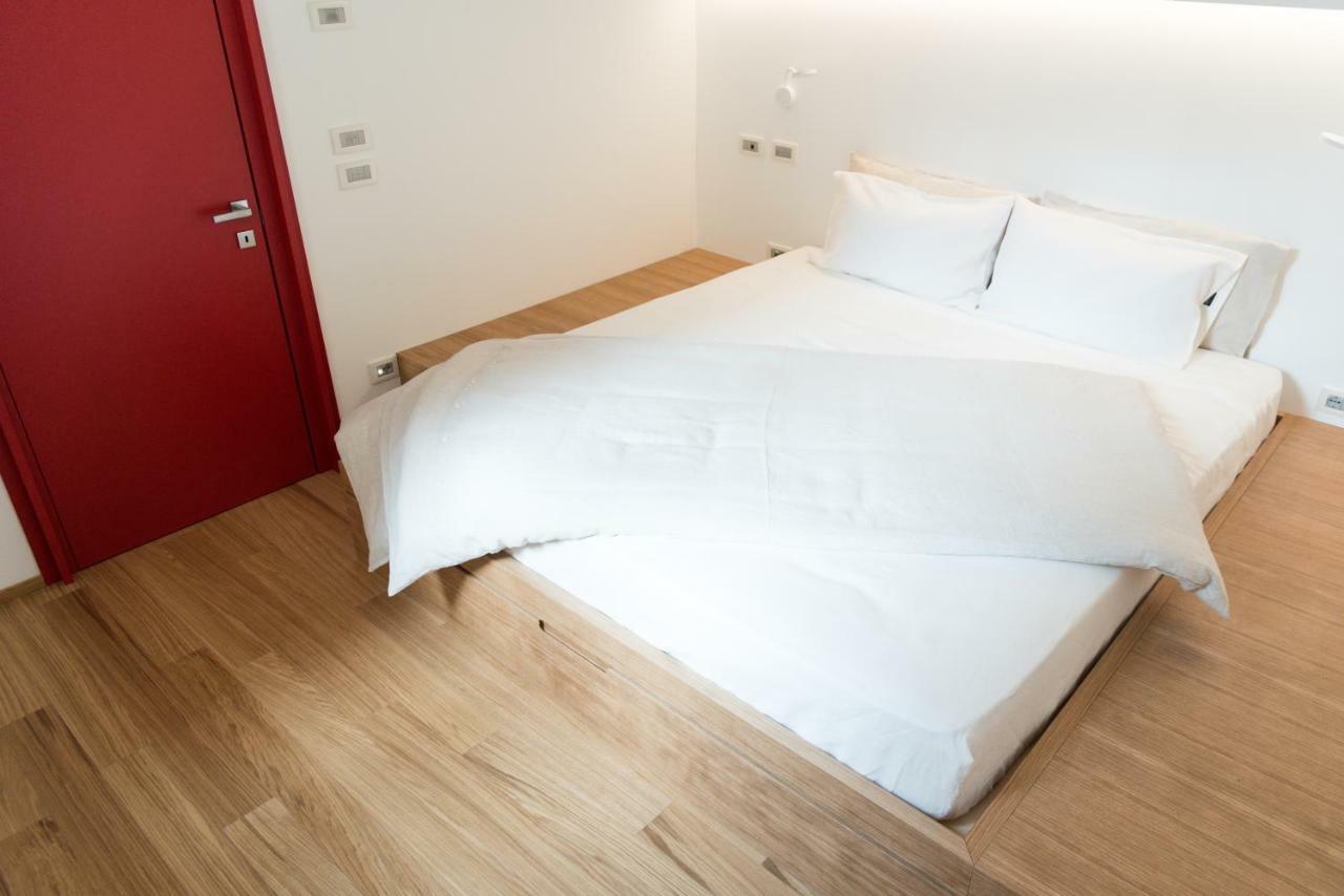 Apartamento Catoo Dimora Di Design Park In Palazzo Nobiliare Al Duomo Padua Exterior foto